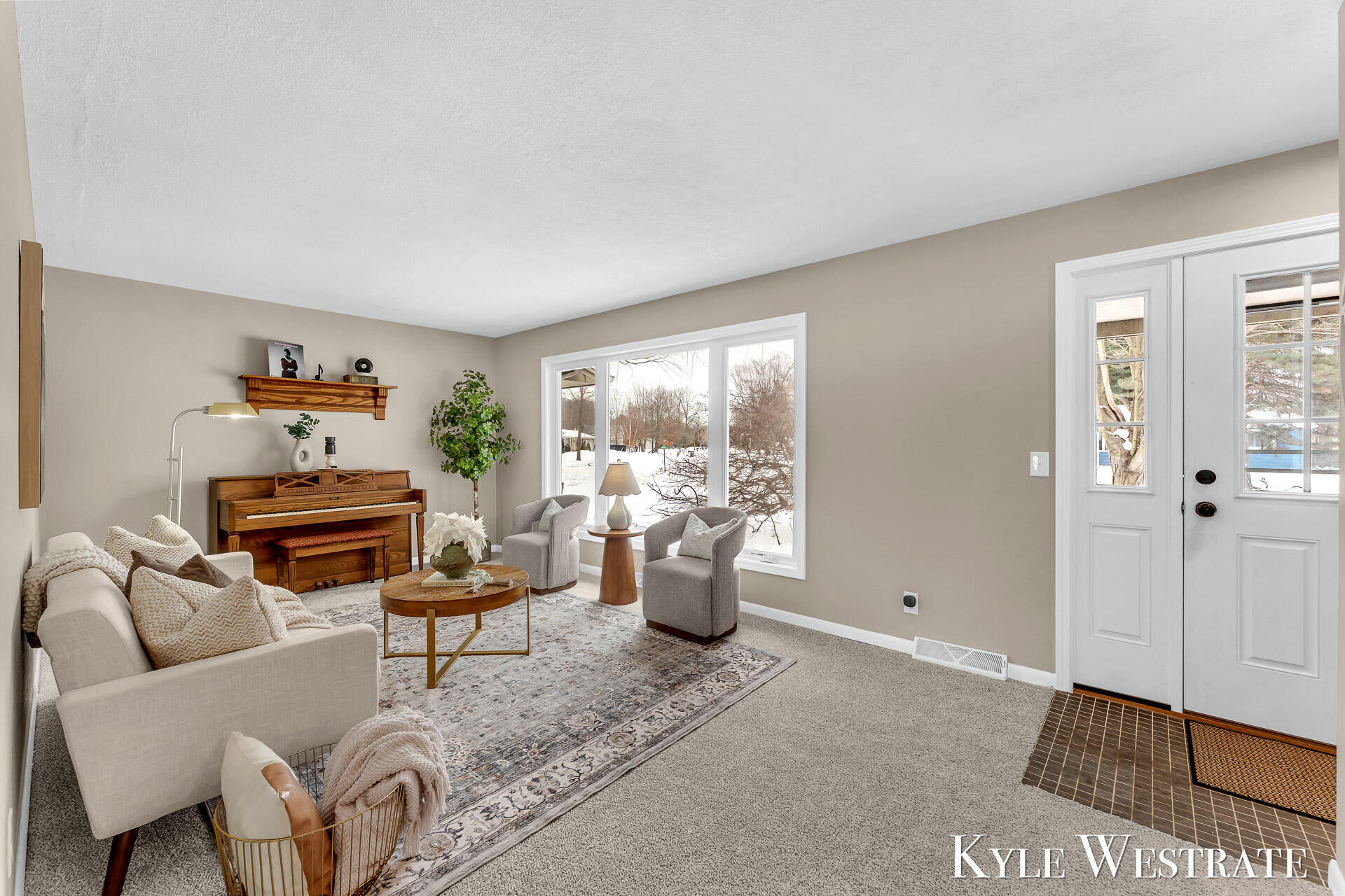 3121 Memorial Drive