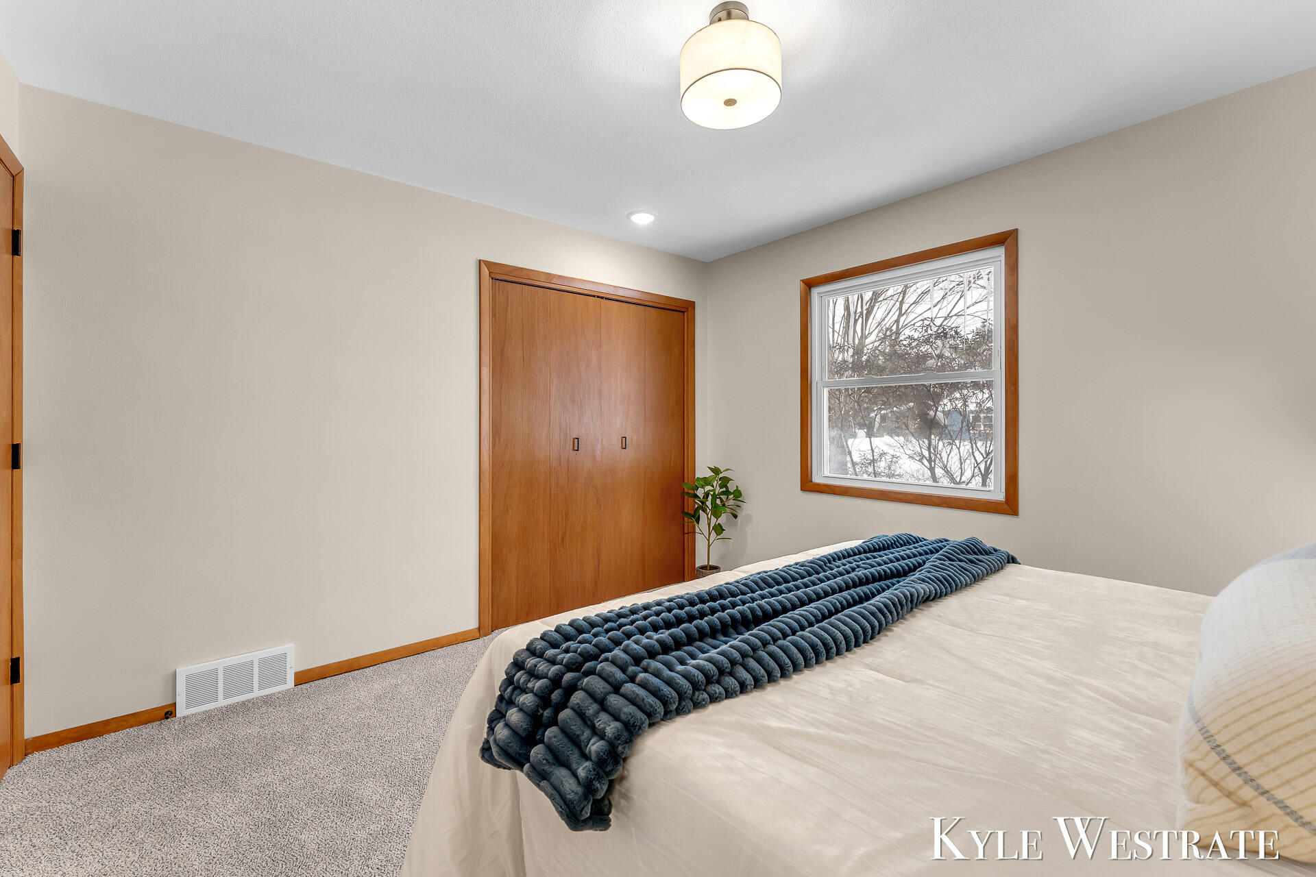 3121 Memorial Drive