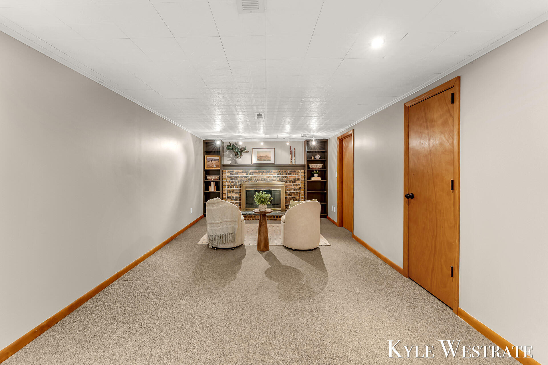 3121 Memorial Drive