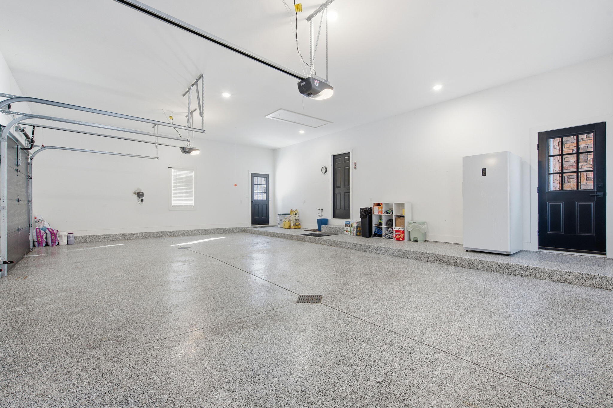 6380 Hidden Pond Drive