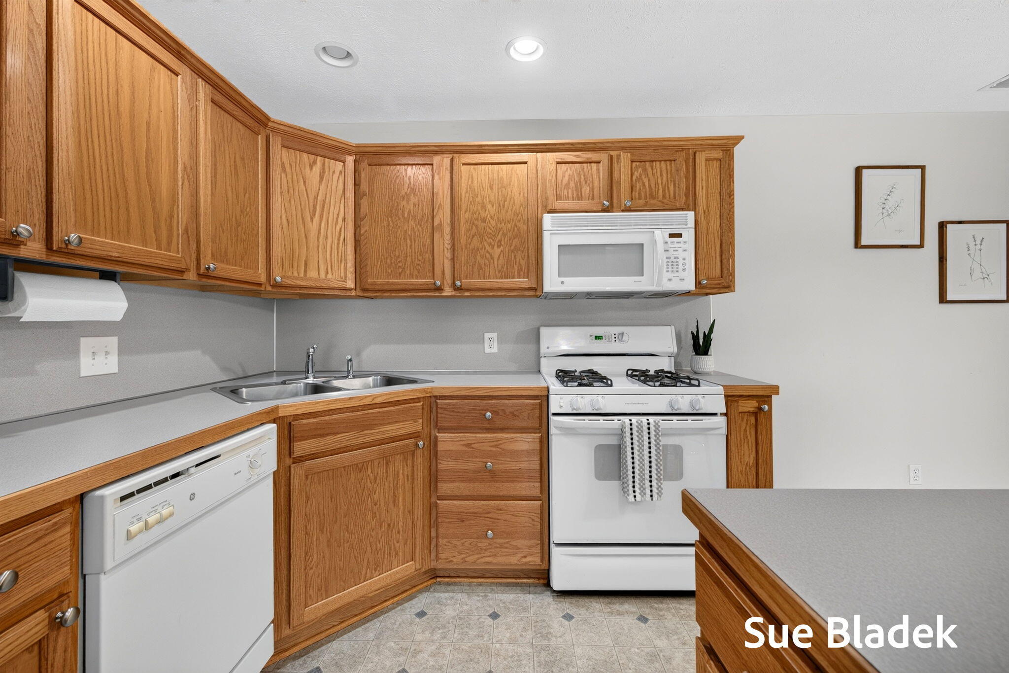 3089 E Crystal Waters Drive 8