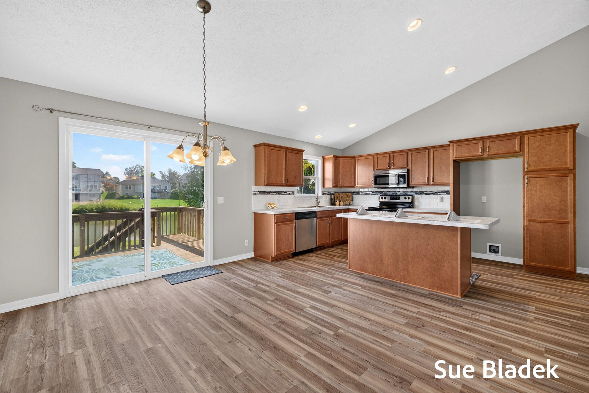 3716 Hickoryrow Court