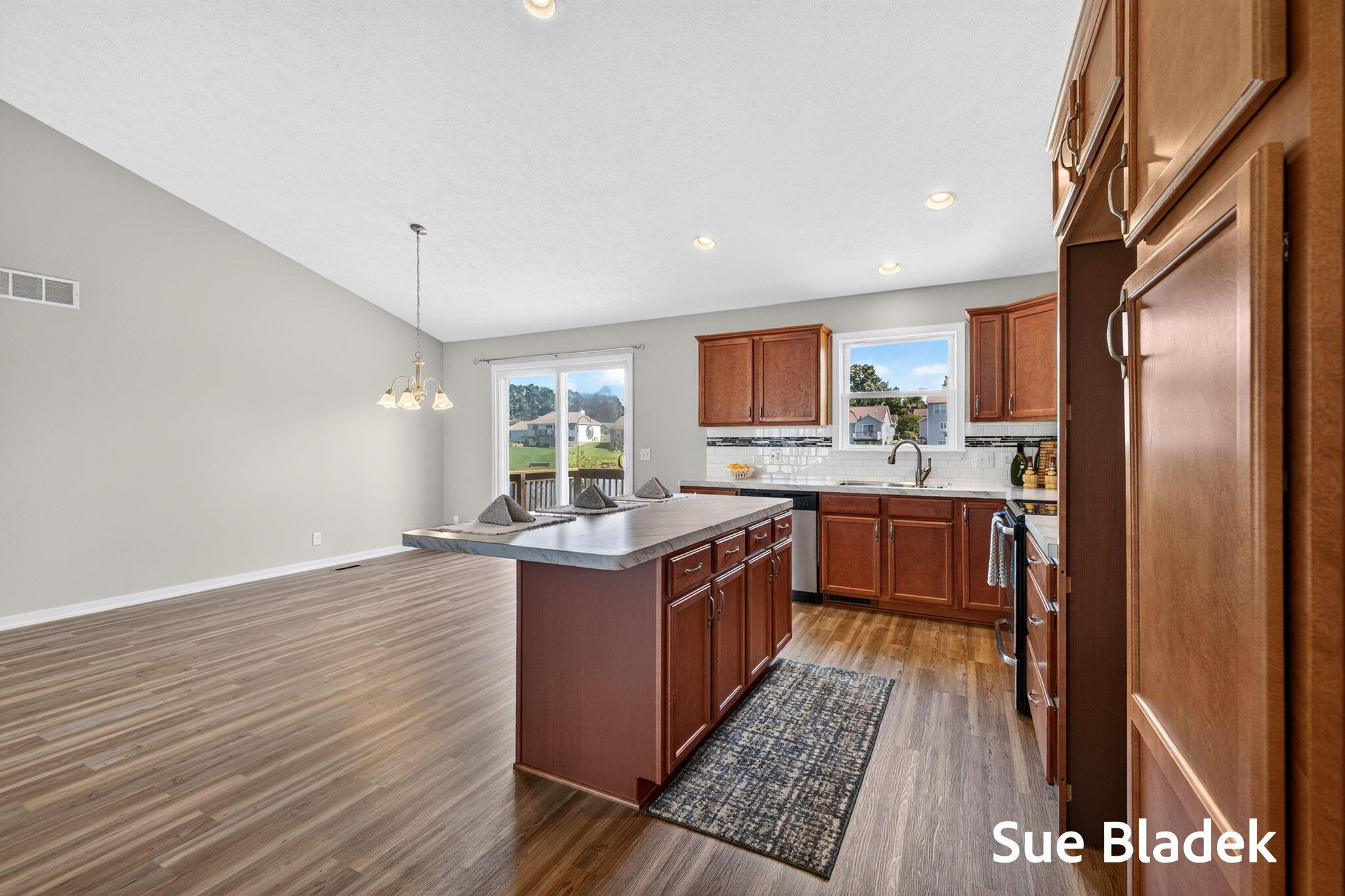 3716 Hickoryrow Court