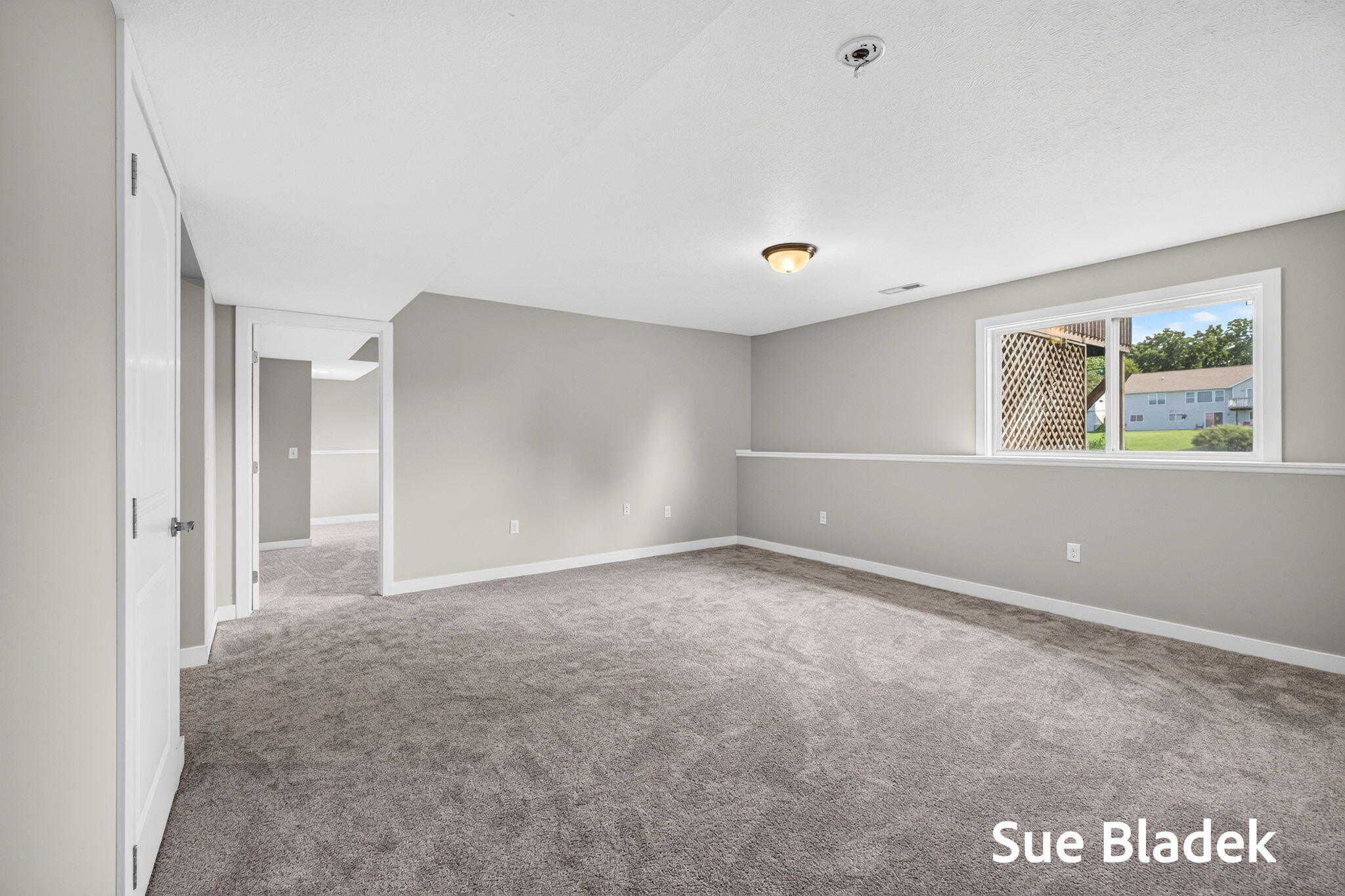 3716 Hickoryrow Court