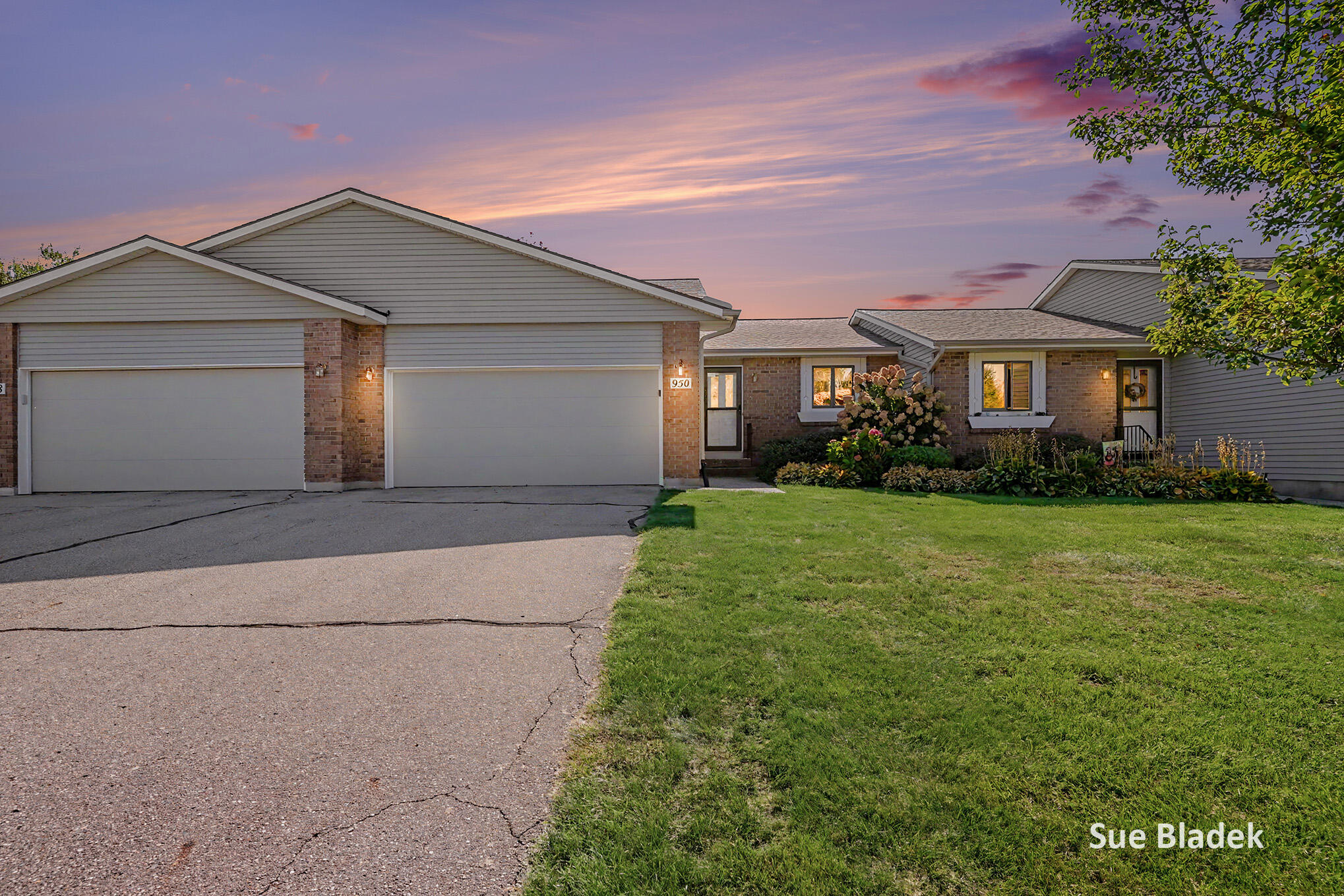 950 Village Court