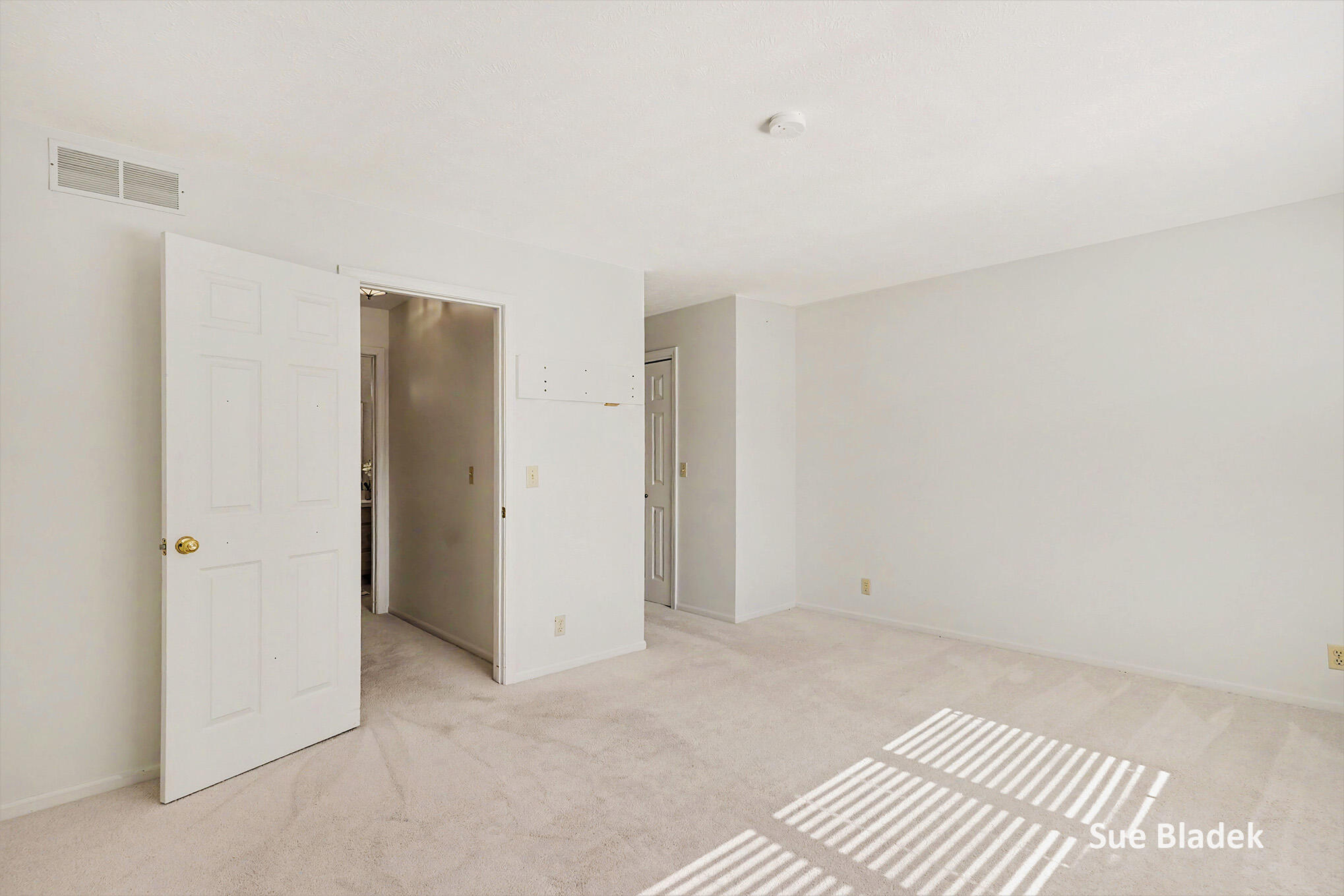950 Village Court