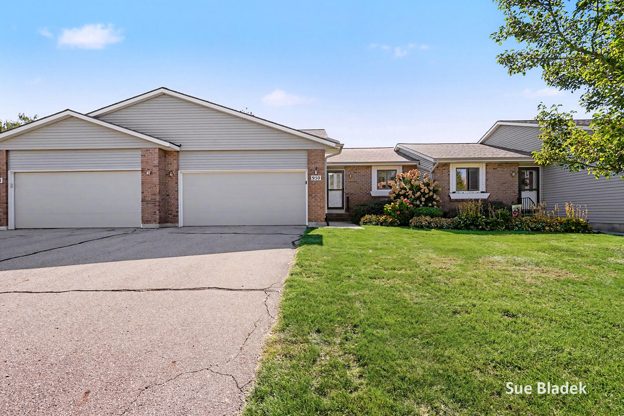 950 Village Court
