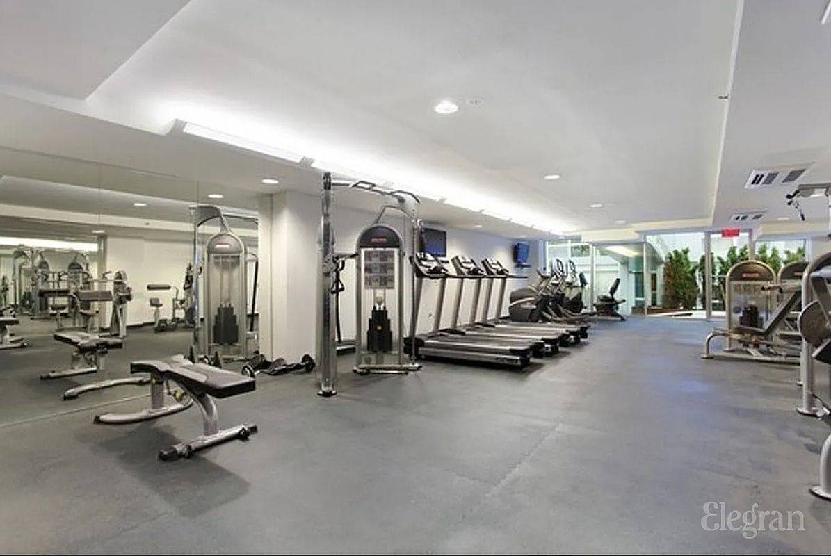 425 E 13th Street 4A
