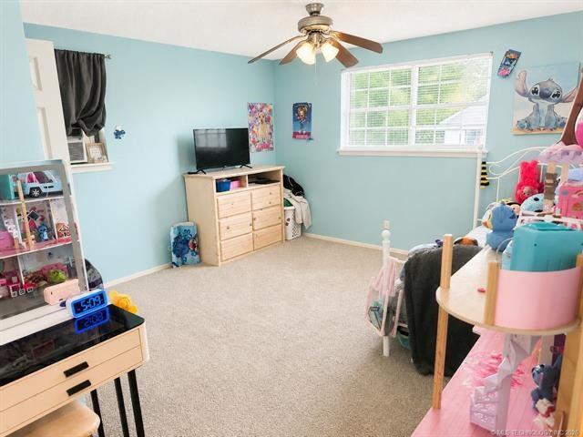 1813 Bellaire Circle