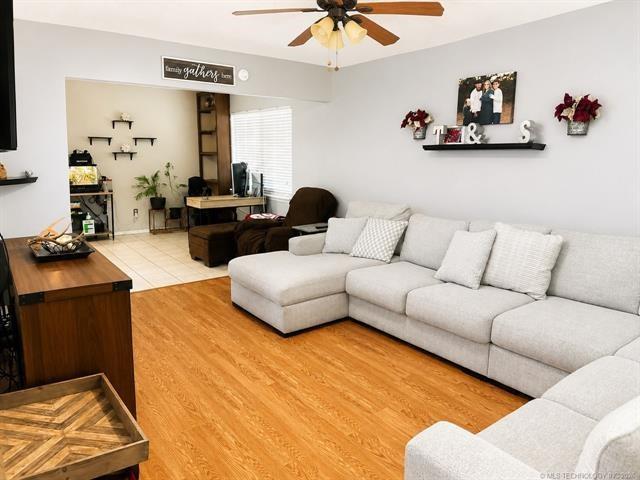 1813 Bellaire Circle