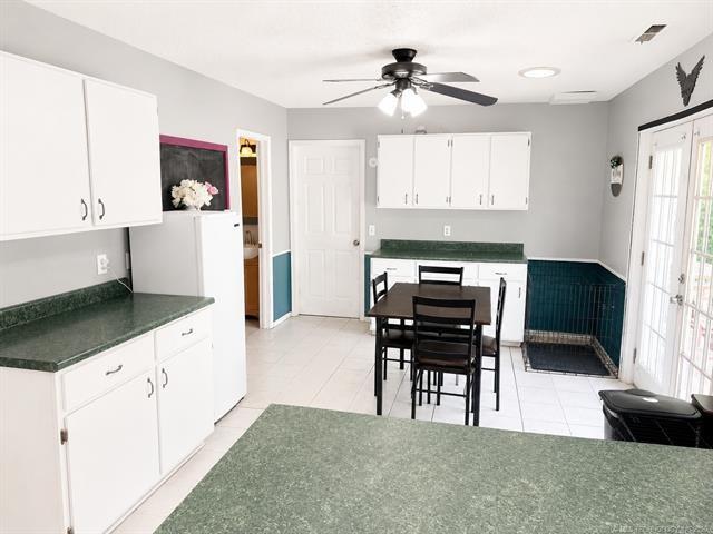 1813 Bellaire Circle