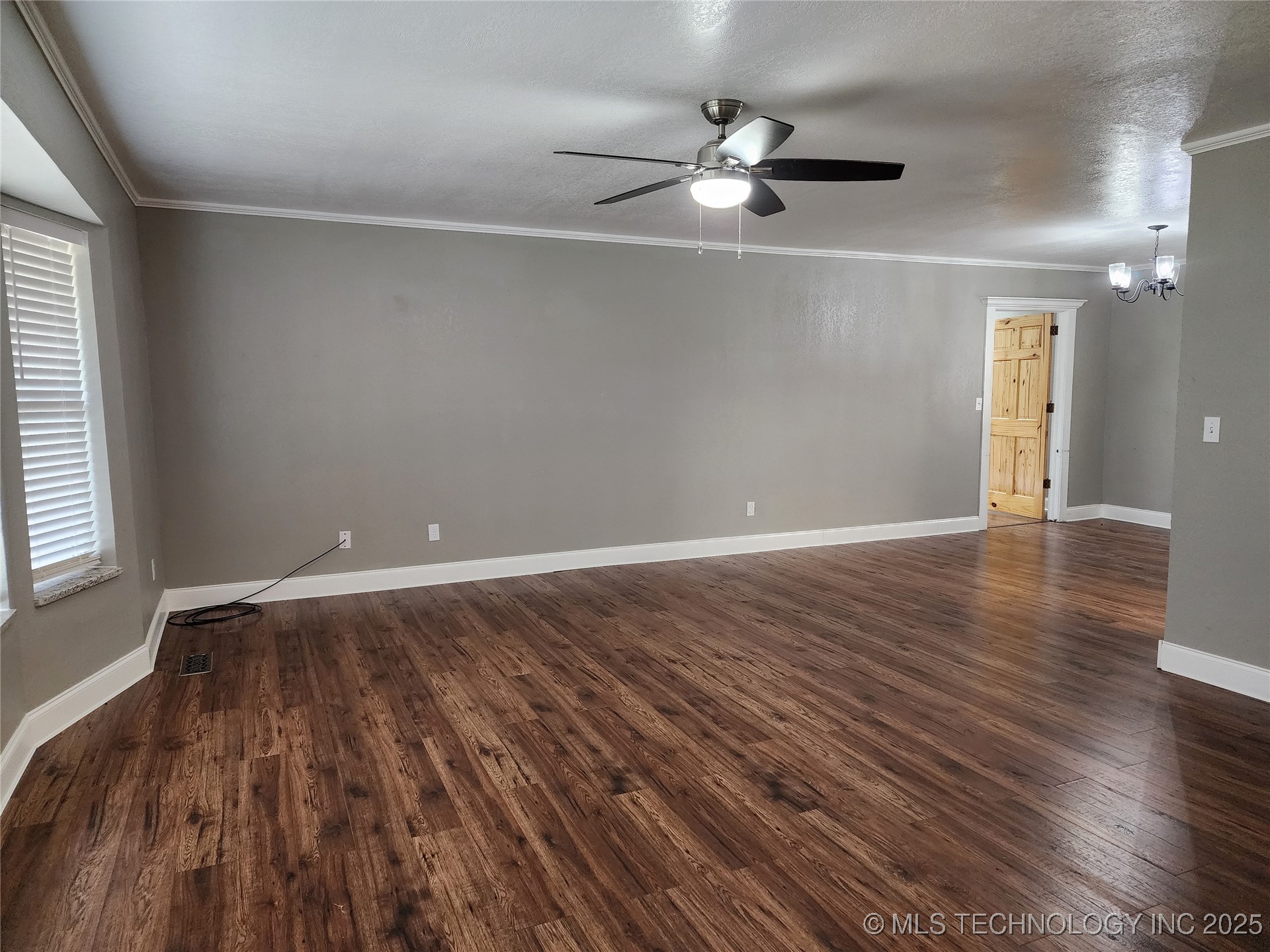 10290 County Road 1543