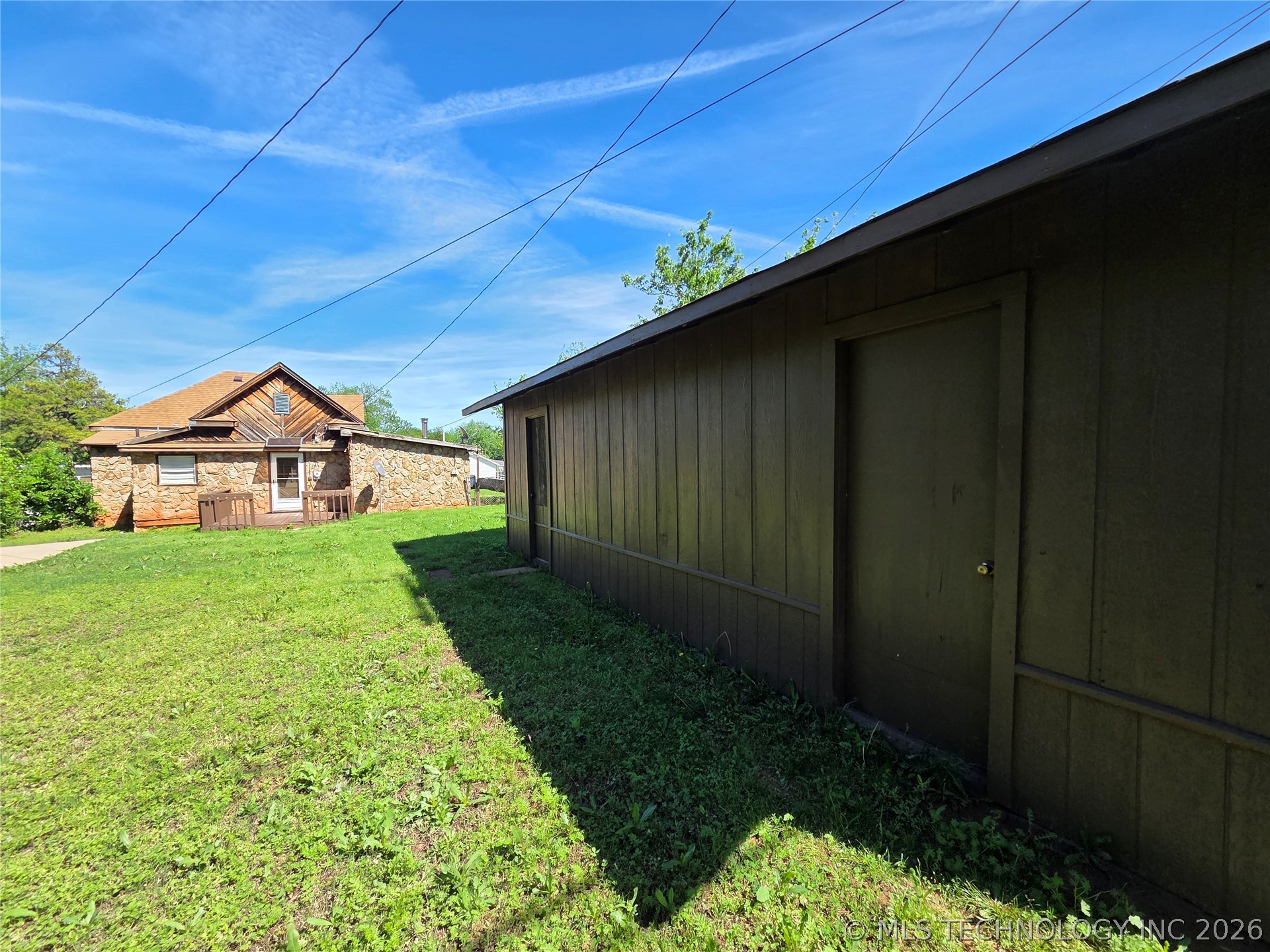 1102 N Park