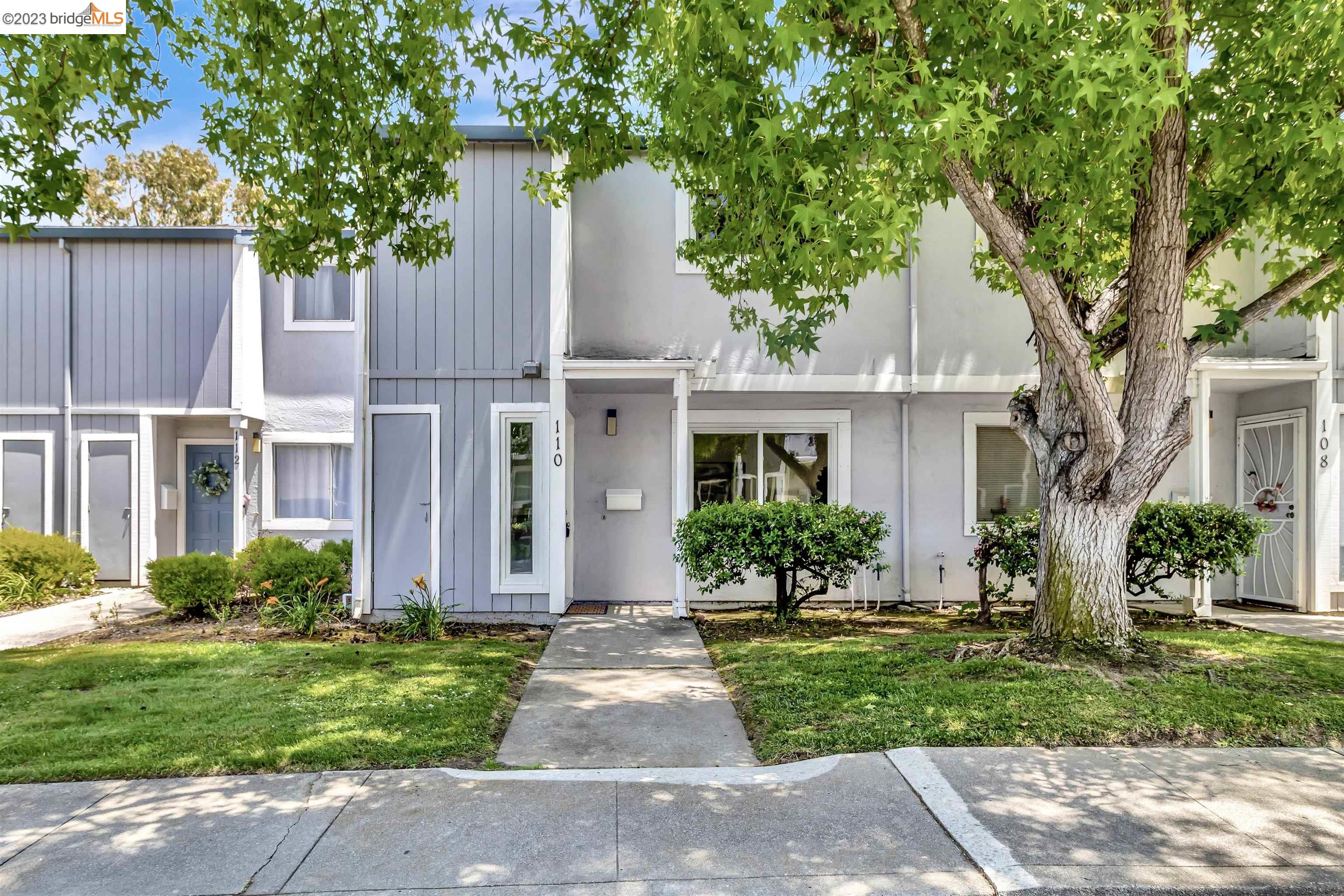 110 Arana Dr