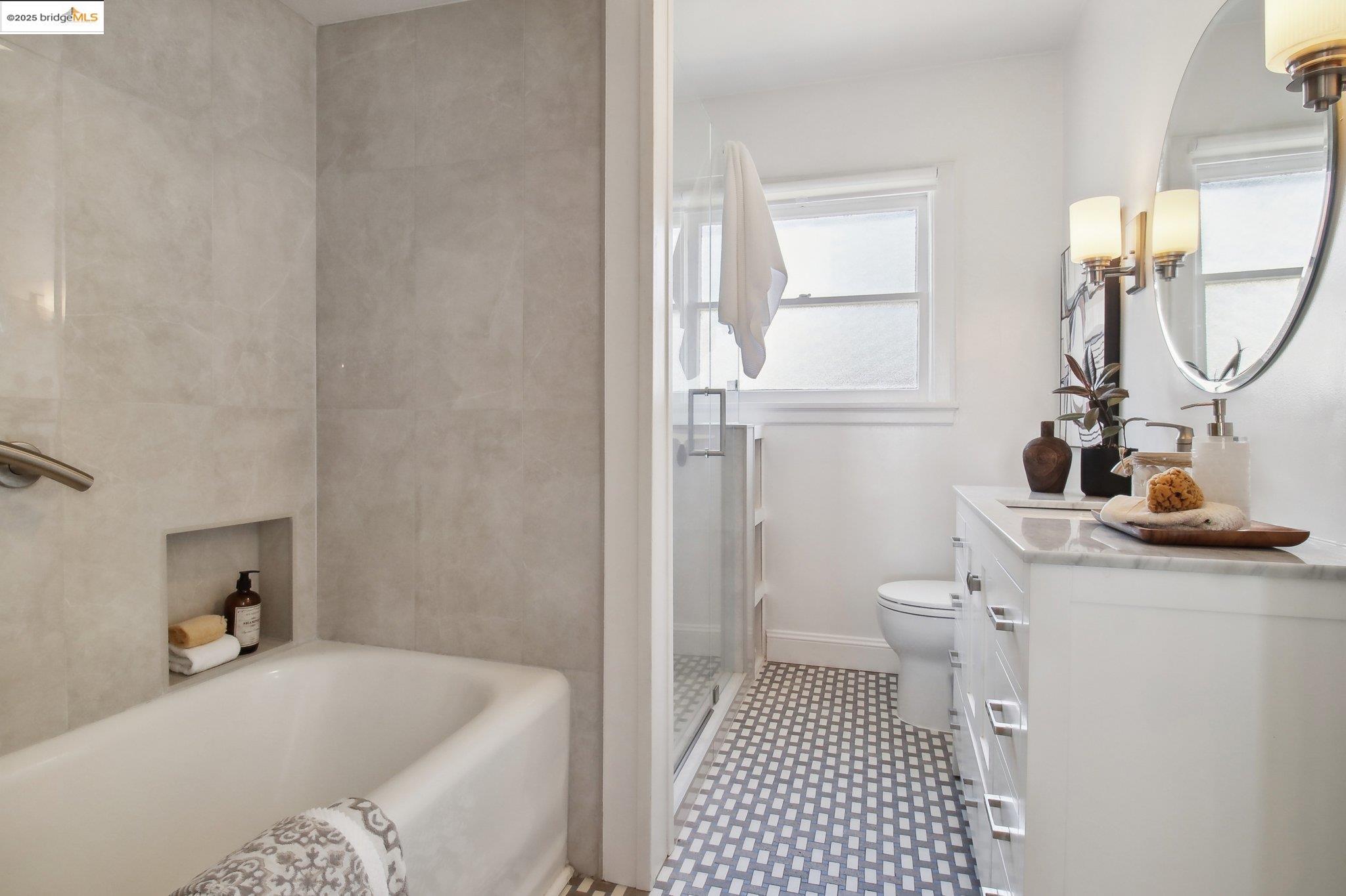 1875 San Antonio Ave.