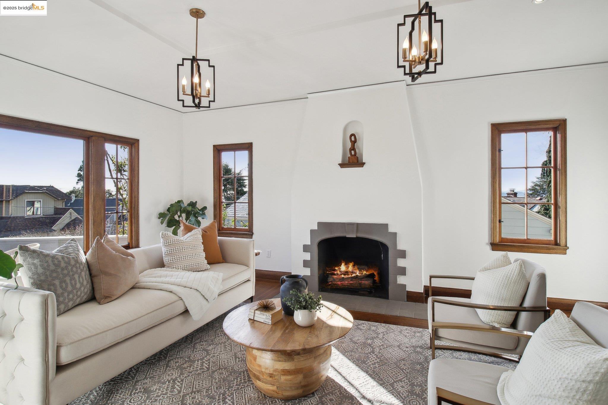 1875 San Antonio Ave.