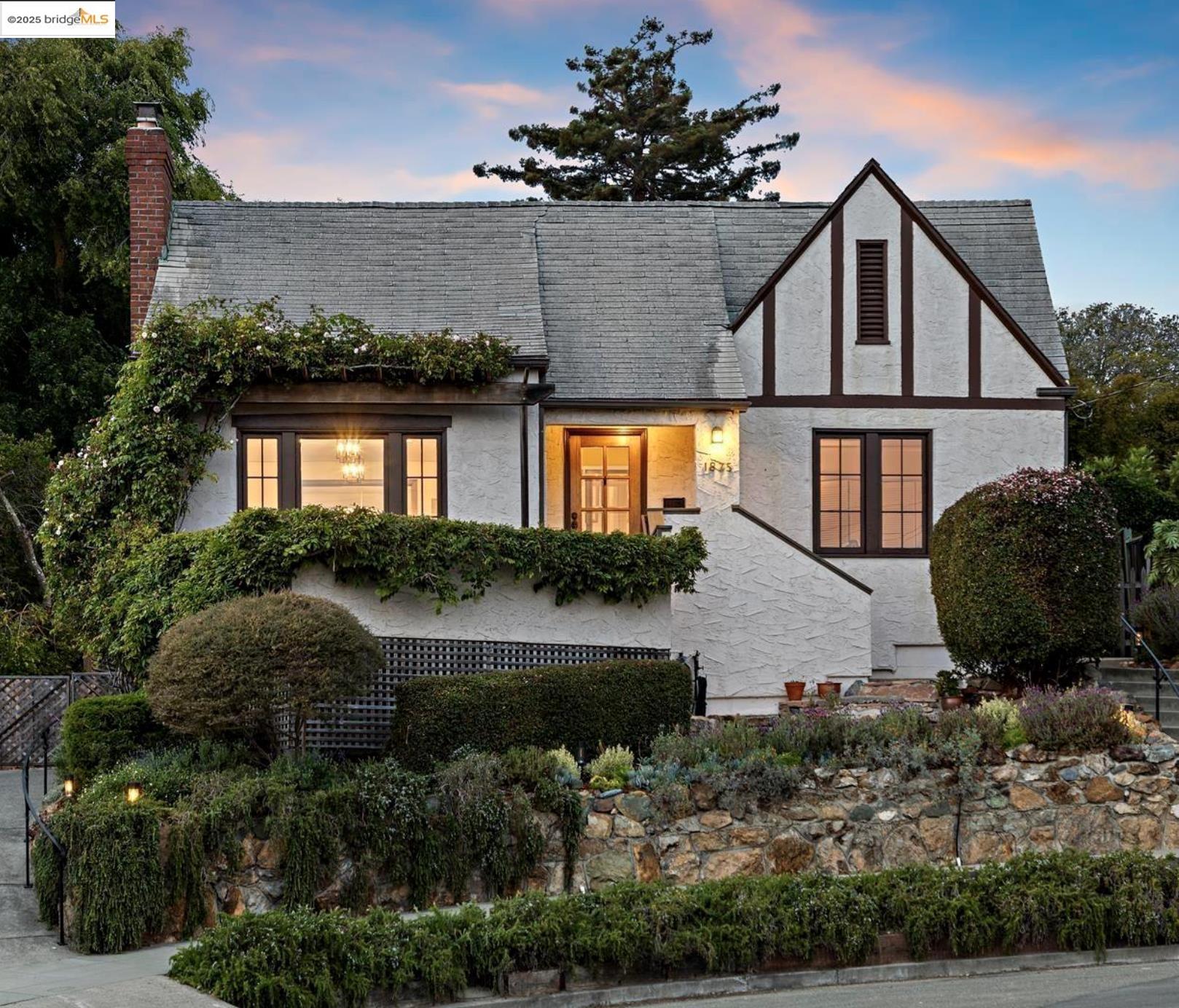 1875 San Antonio Ave.