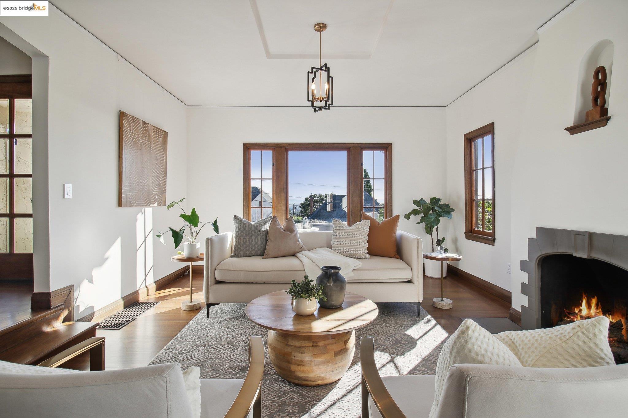 1875 San Antonio Ave.