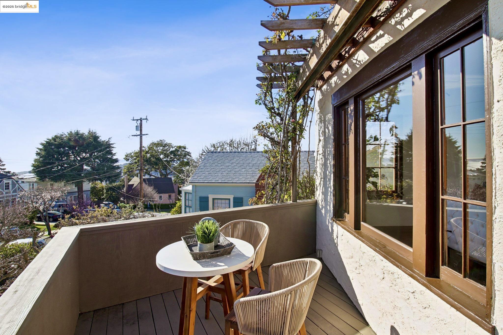 1875 San Antonio Ave.