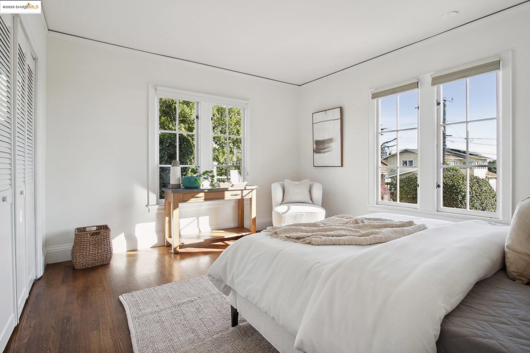 1875 San Antonio Ave.