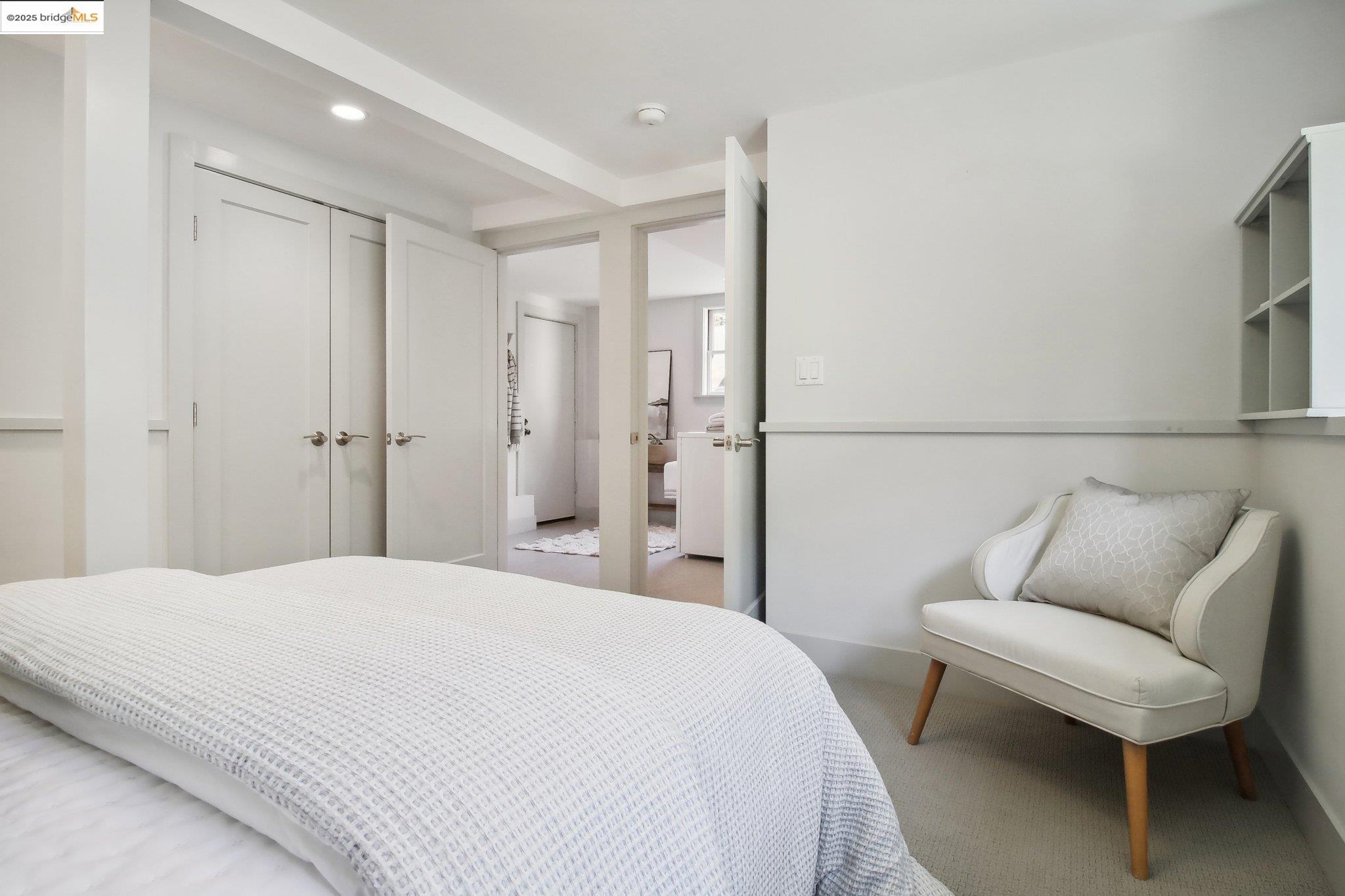 1875 San Antonio Ave.