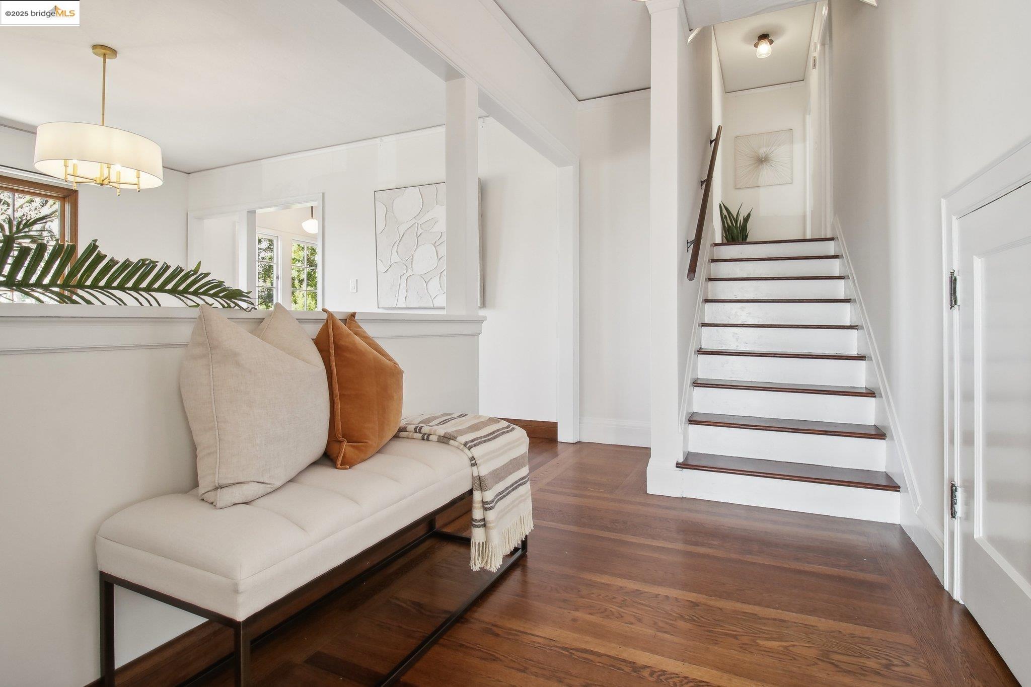 1875 San Antonio Ave.