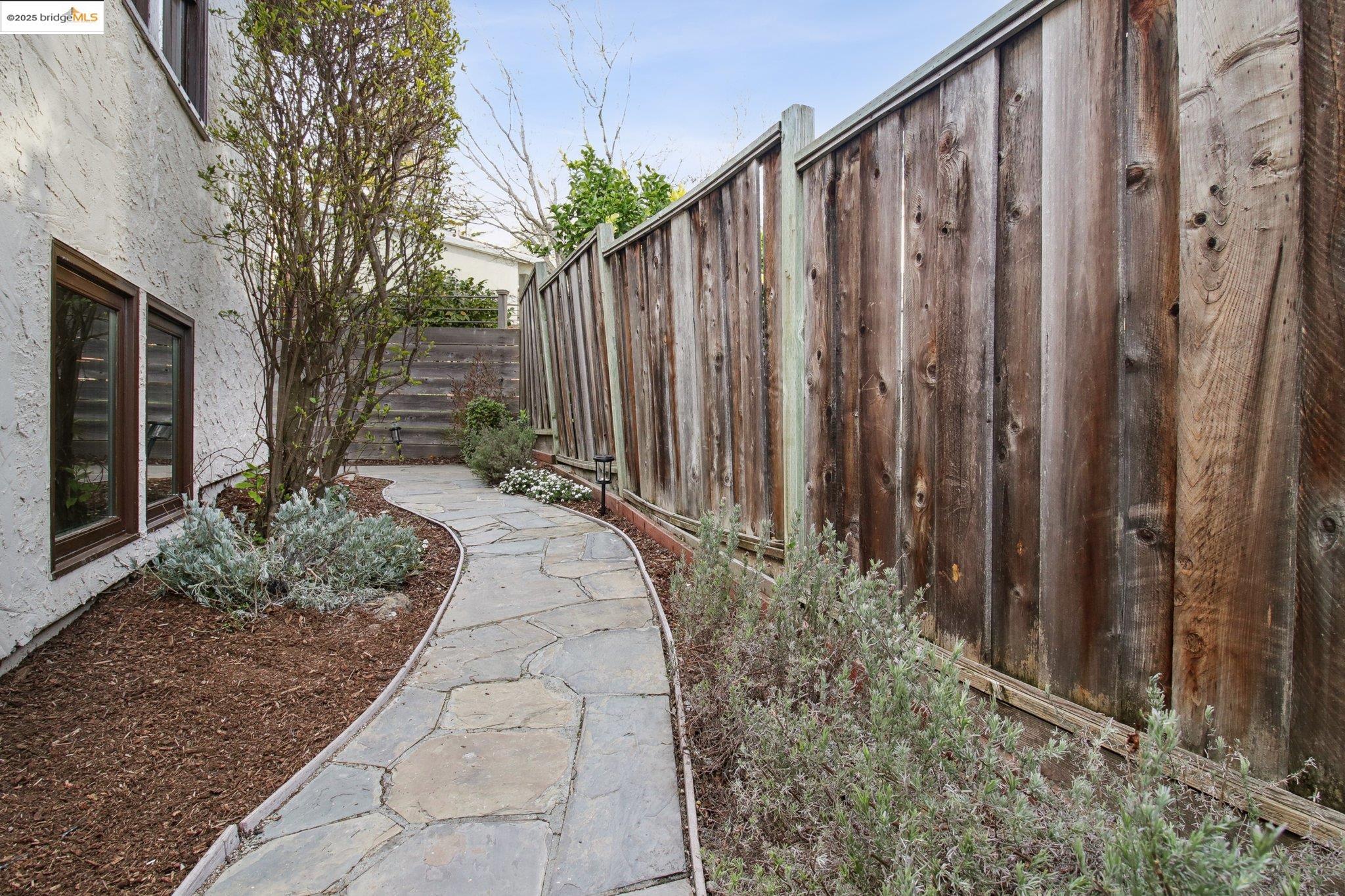 1875 San Antonio Ave.