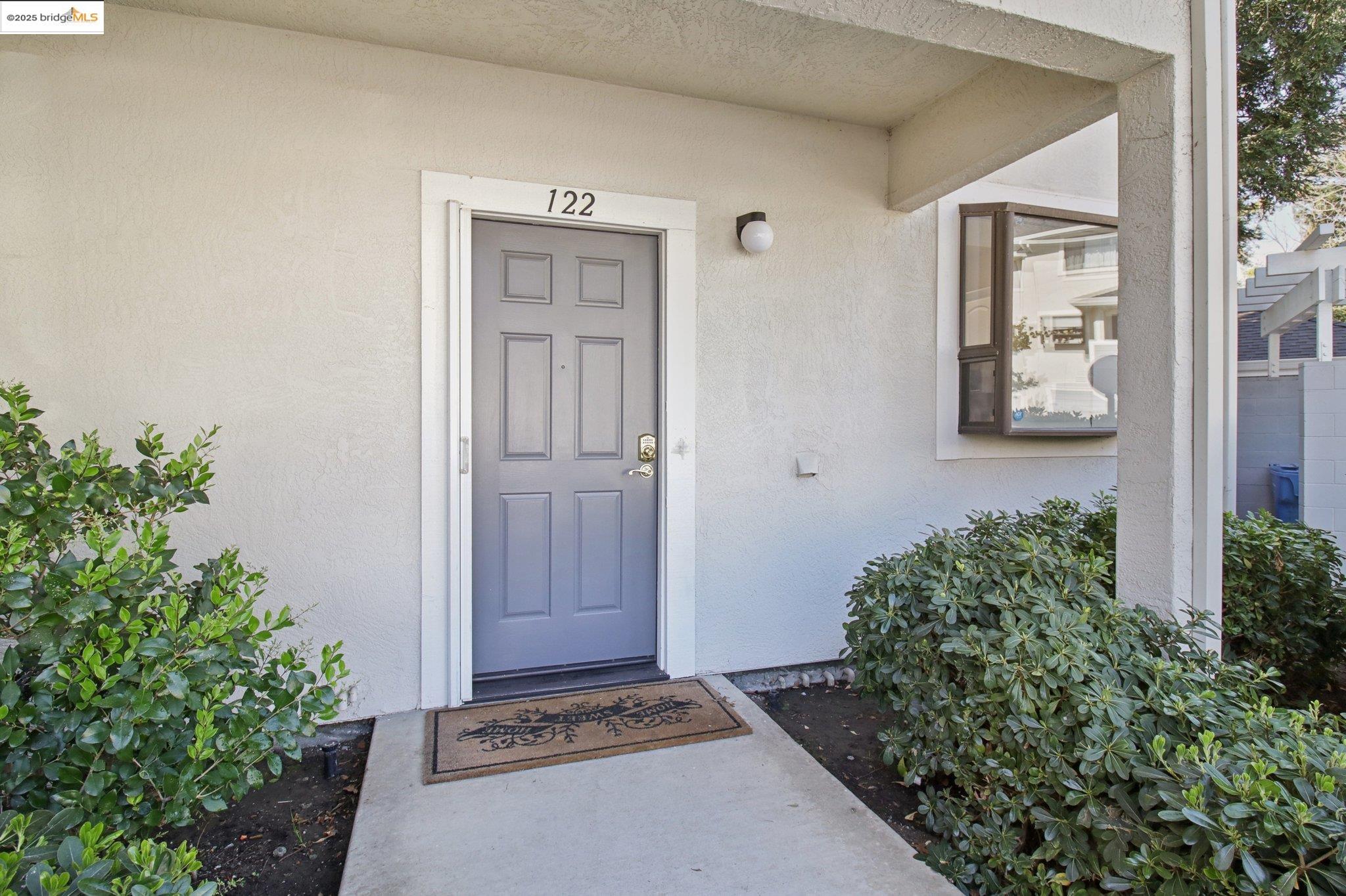 2584 Oak Rd # 122