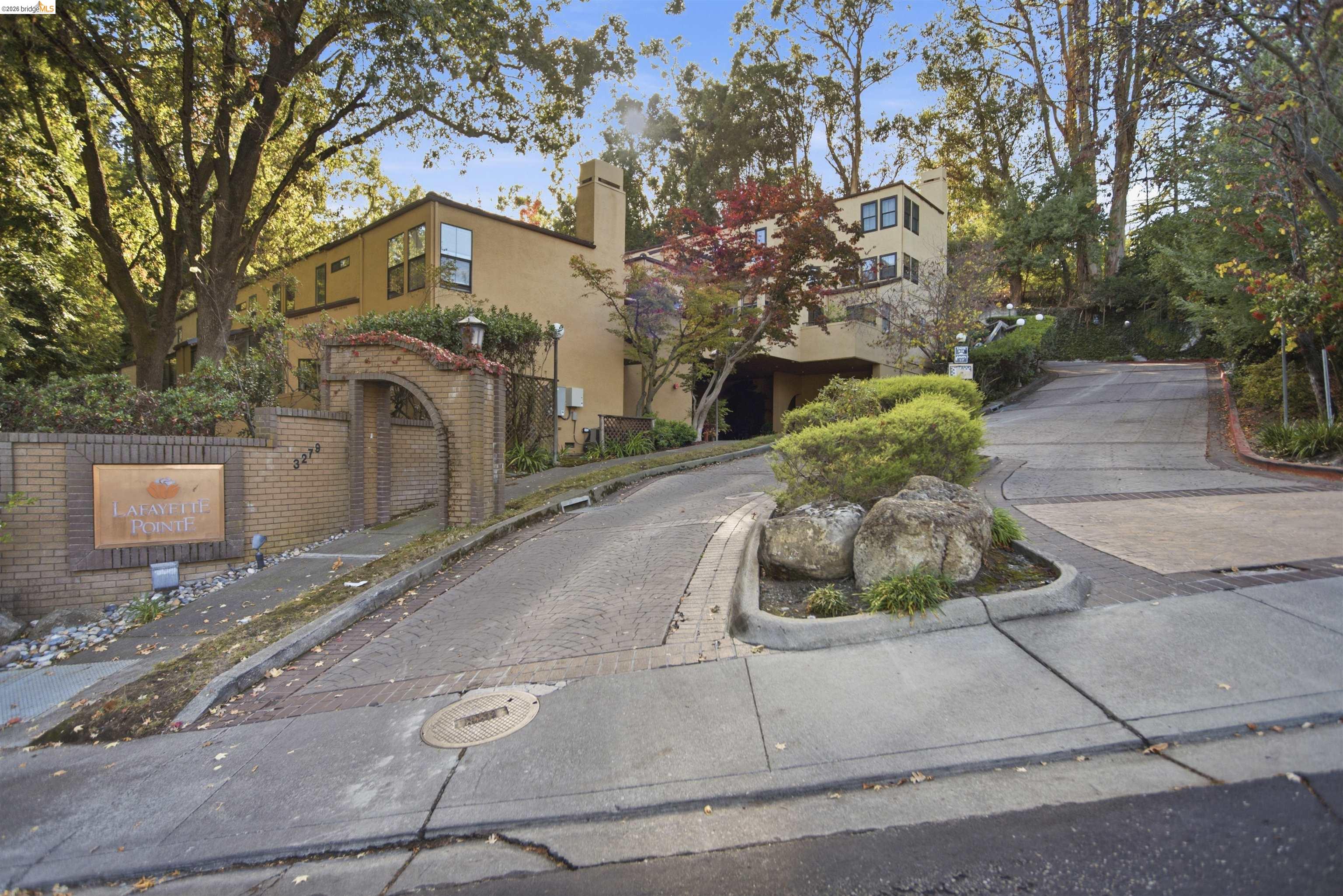 3279 Mt Diablo Ct # 10