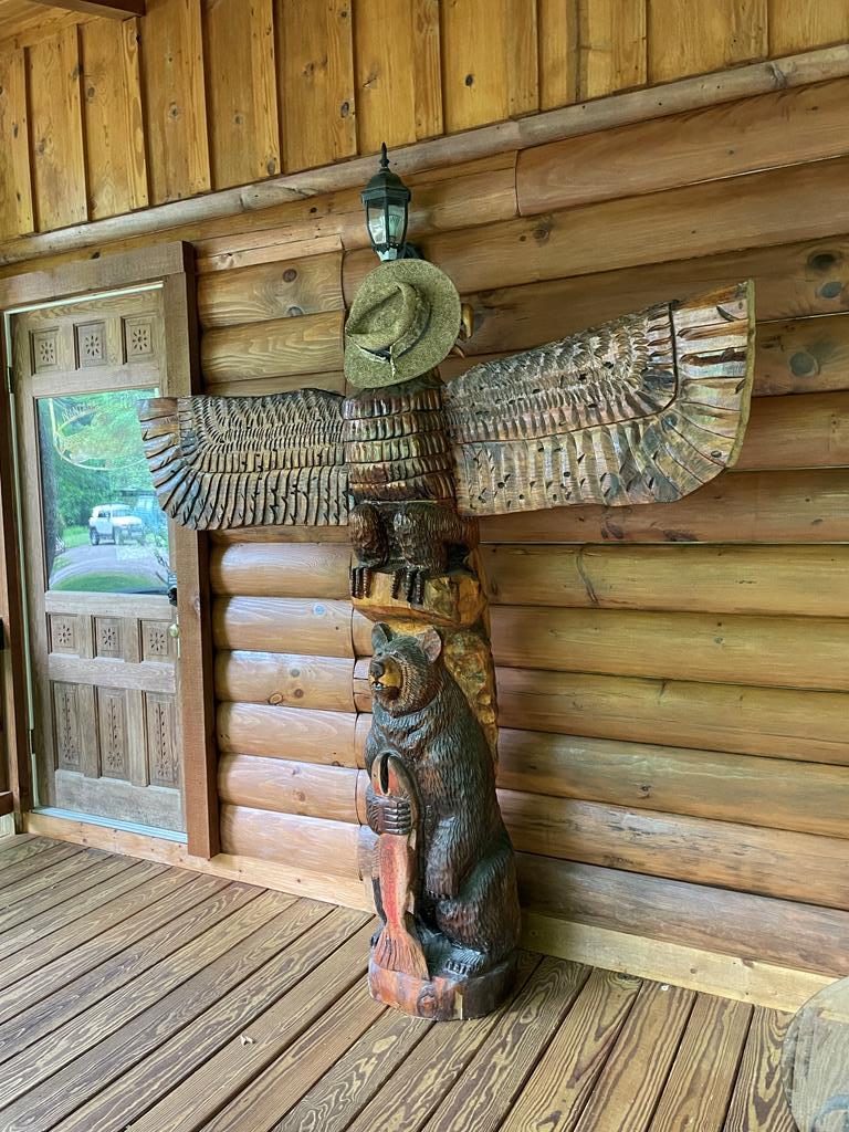 47 Thunderstruck Ln.