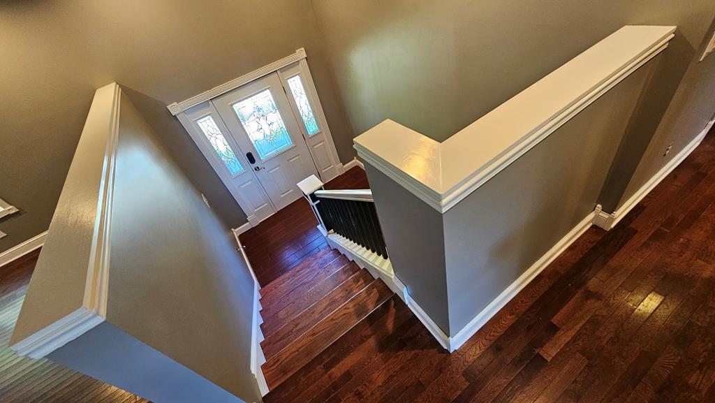 100 Hi Lo Hills Drive