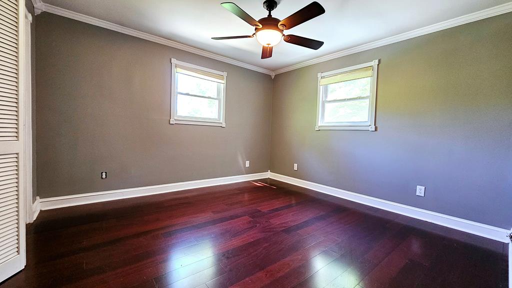 100 Hi Lo Hills Drive