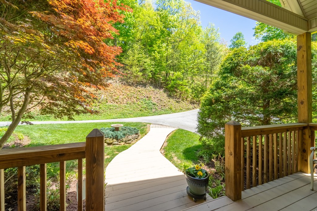 22 Chinquapin Heights