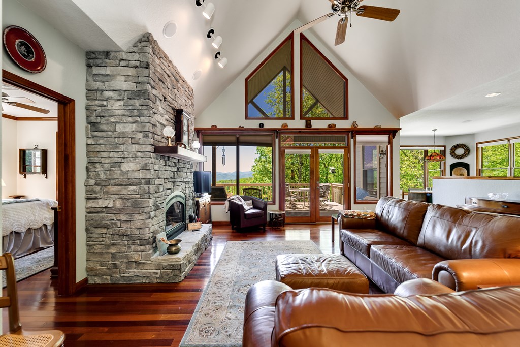 22 Chinquapin Heights