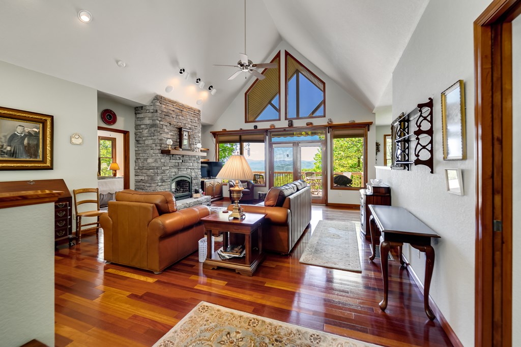 22 Chinquapin Heights