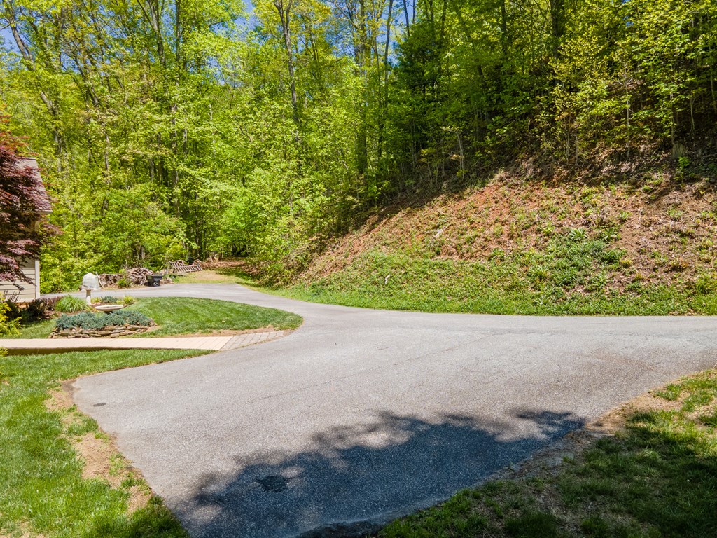 22 Chinquapin Heights