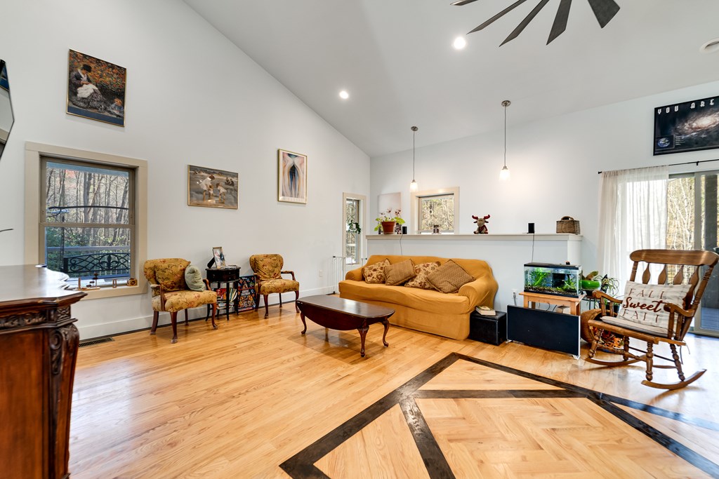 3325 Walnut Creek Road