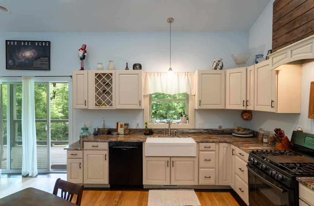 3325 Walnut Creek Road