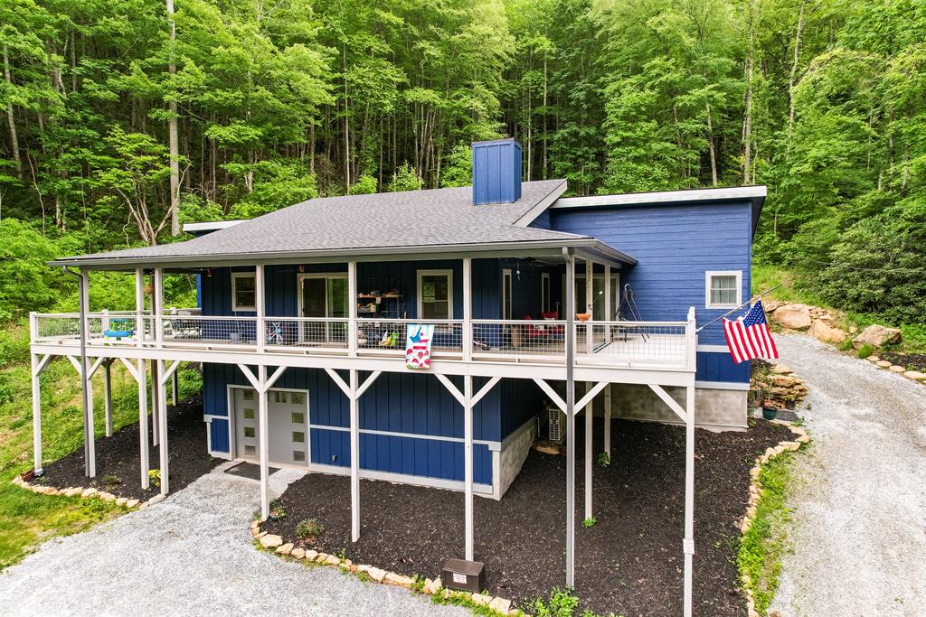 3325 Walnut Creek Road