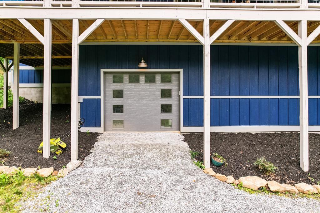 3325 Walnut Creek Road