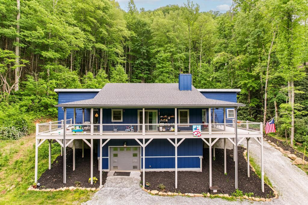 3325 Walnut Creek Road