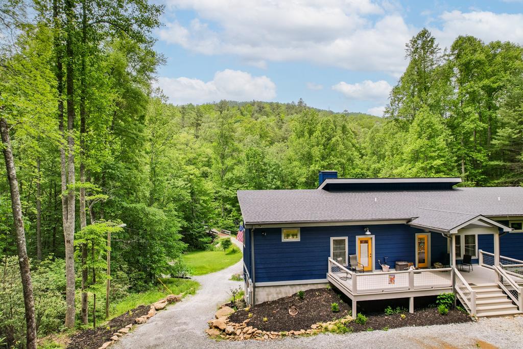 3325 Walnut Creek Road