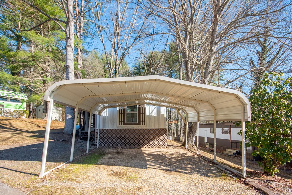 3610 #28 Highlands Road