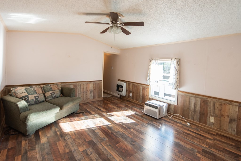 3610 #28 Highlands Road