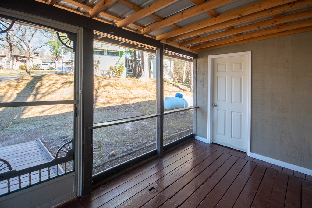 3610 #28 Highlands Road