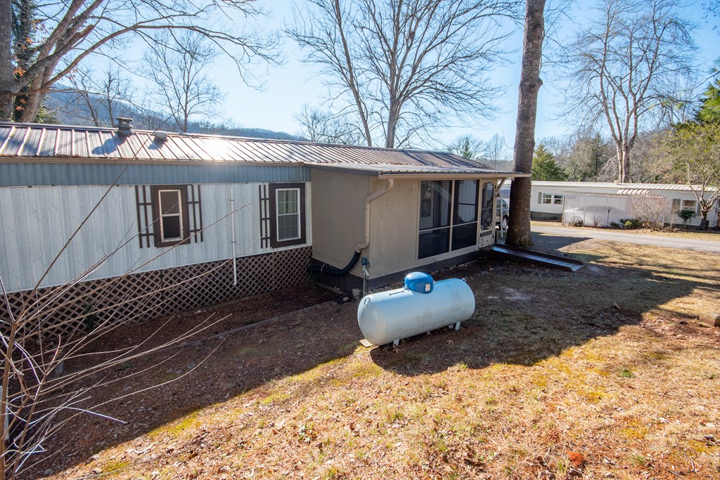 3610 #28 Highlands Road