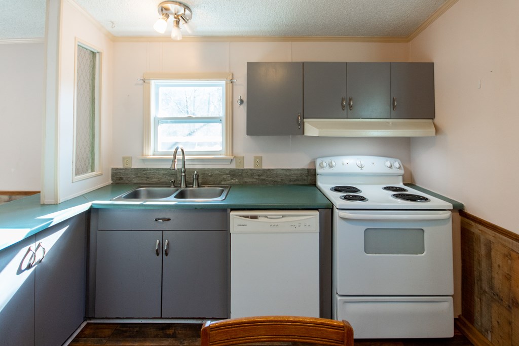 3610 #28 Highlands Road