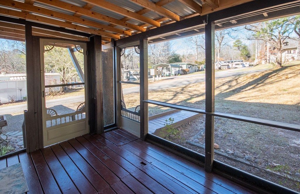 3610 #28 Highlands Road