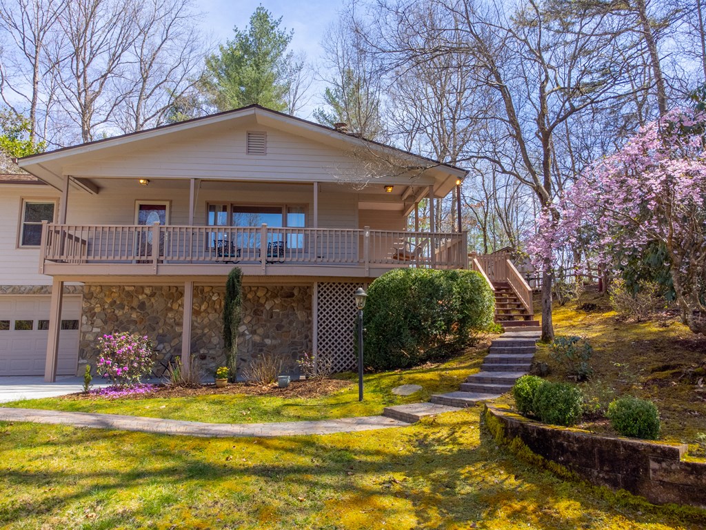 311 Winding Way Drive