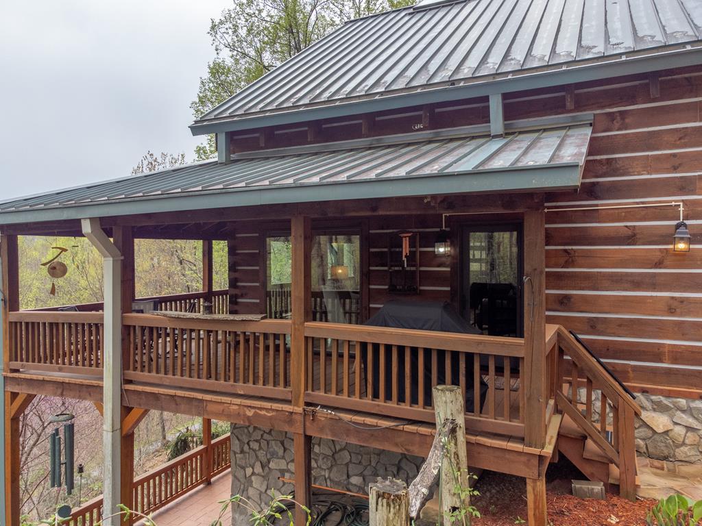 325 Garden Flats Road